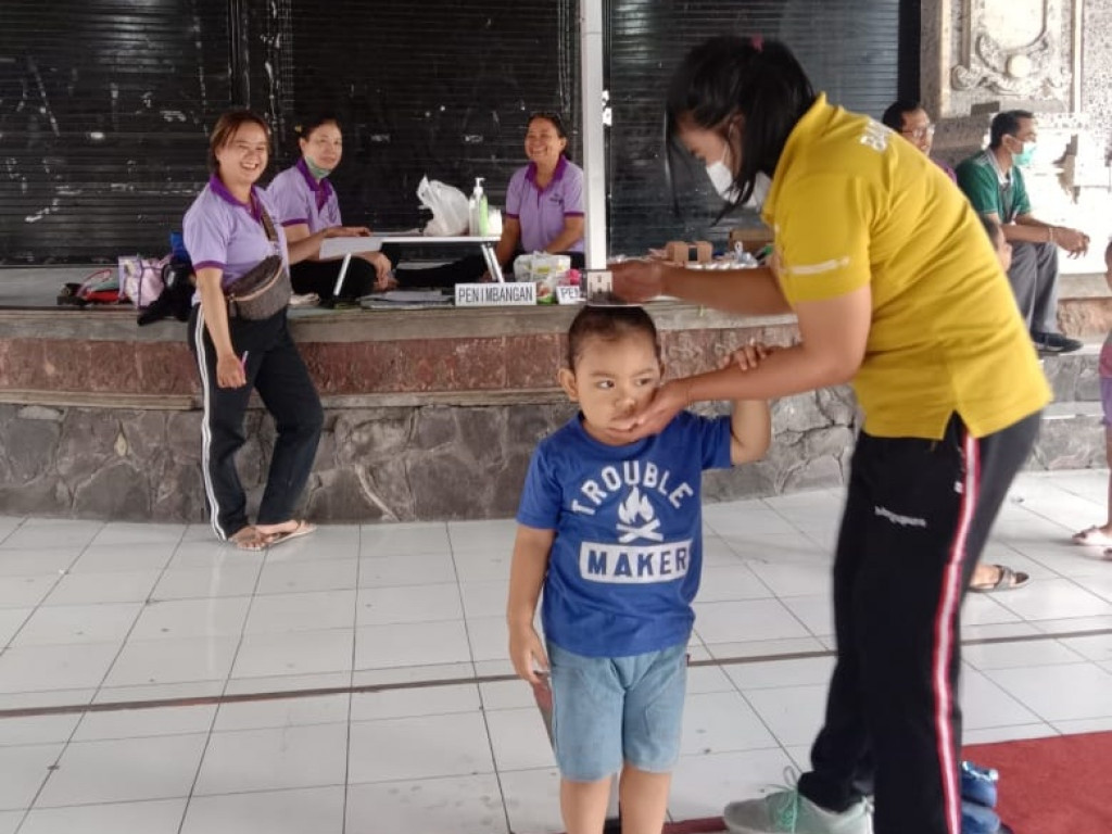 Kegiatan Posyandu Balita Desa Dalung di Banjar Tuka